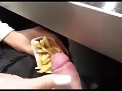 Beijada no videos xxx brasileiro escuro