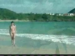 O chefe sucumbiu à xnxxbrasileiro tentação e fez um buraco nas meias da secretária