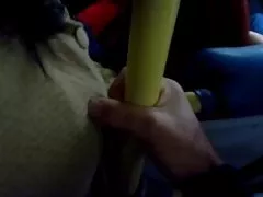 Massagista xnxx brasileiro madura provoca jovens clientes para sexo a três